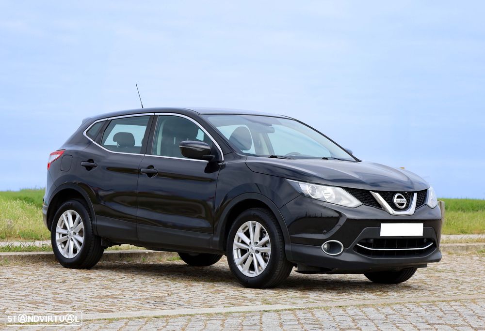 Nissan Qashqai 1.5 dCi N-Connecta RS - 2