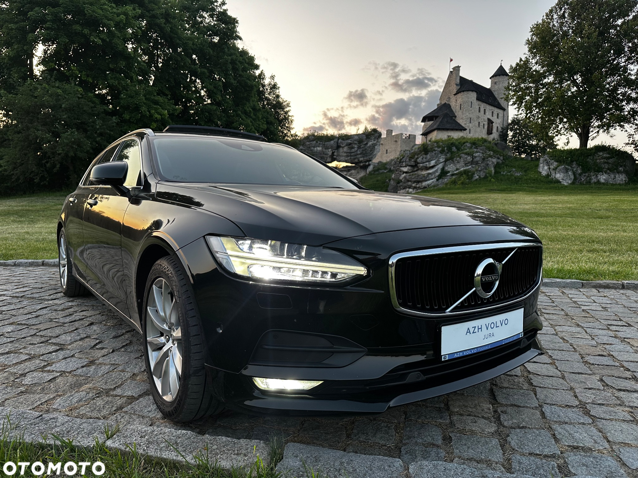 Volvo V90 D5 AWD Momentum - 2