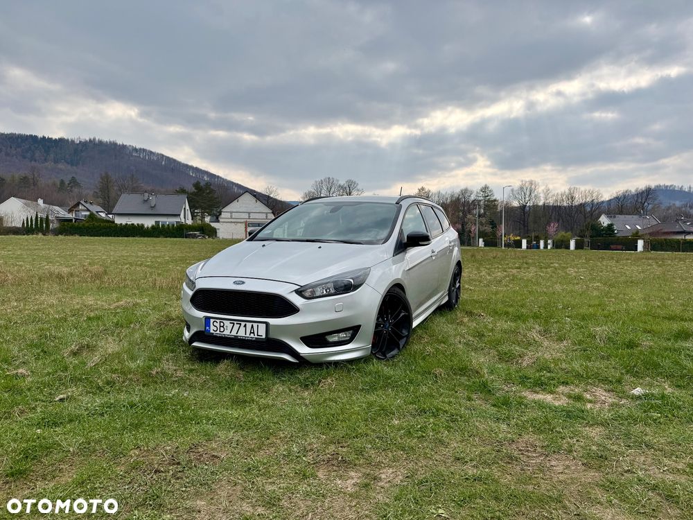 Ford Focus 1.5 TDCi ST-Line PowerShift - 2