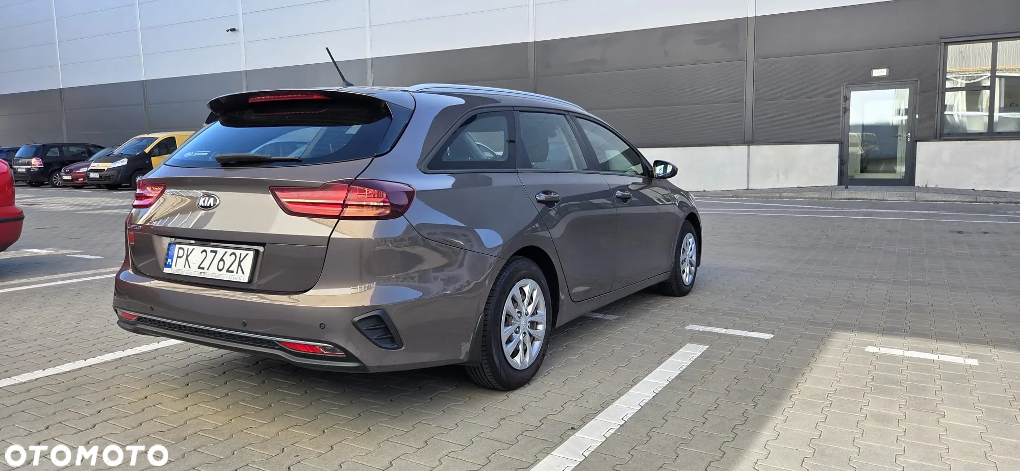 Kia Ceed 1.4 L - 6