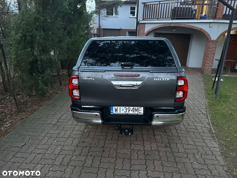 Toyota Hilux - 3
