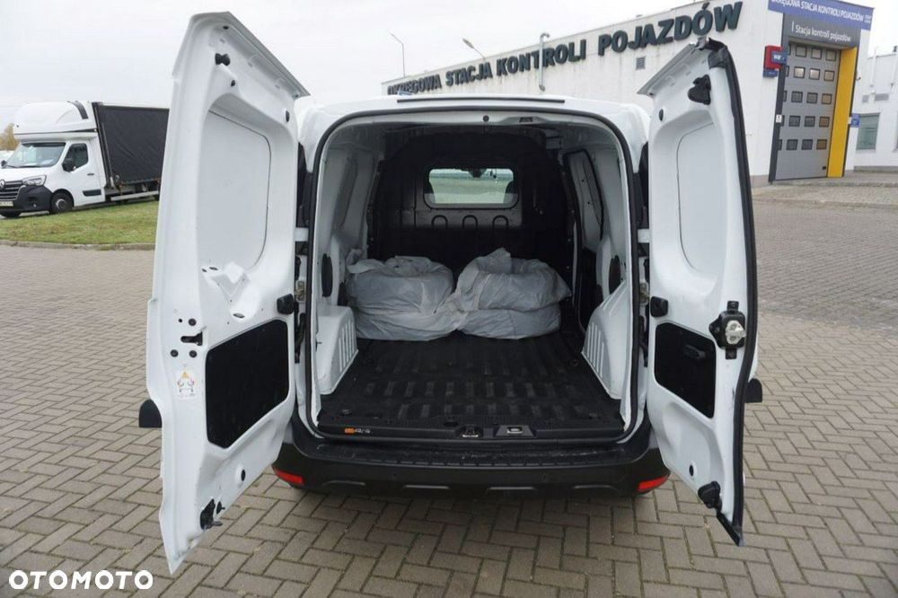 Renault Express - 10