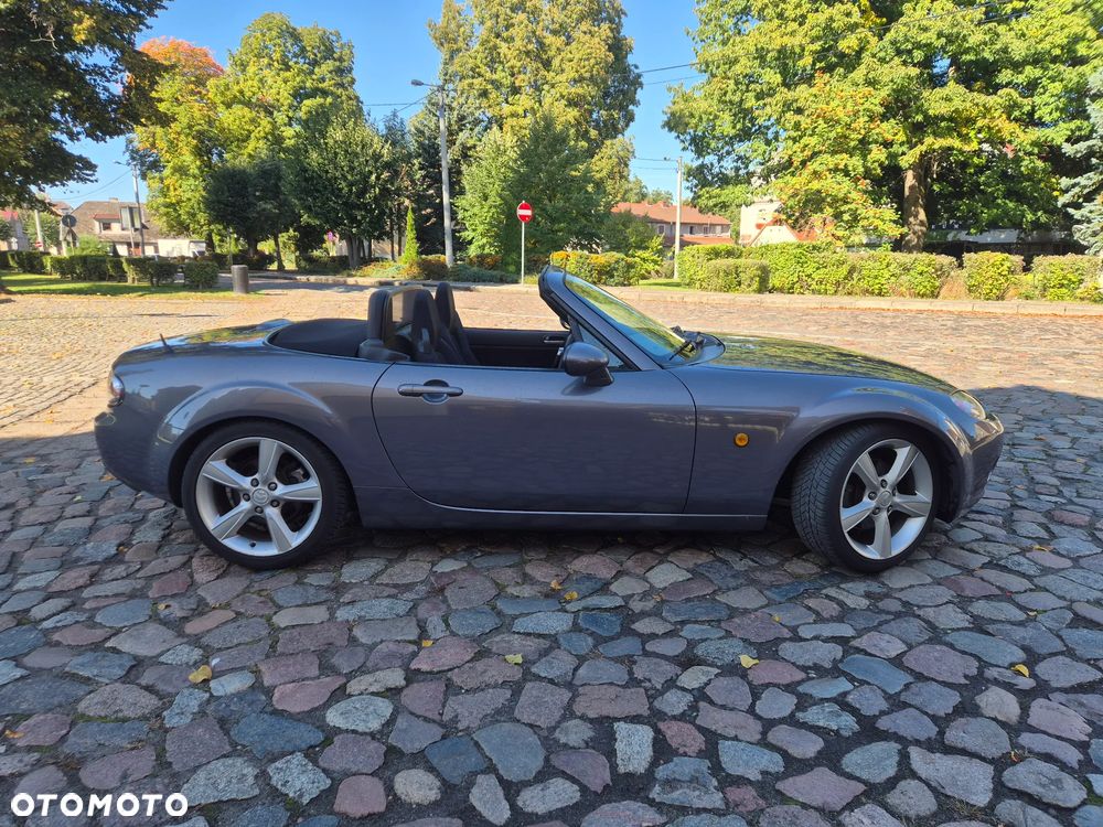 Mazda MX-5 2.0 MZR Emotion - 12