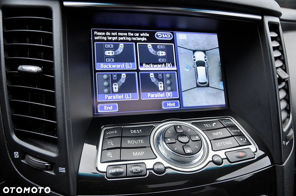 Infiniti QX70 3.0d S - 17