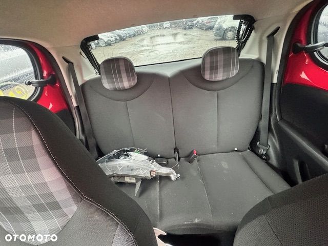 Peugeot 108 VTI 72 Top Allure - 22
