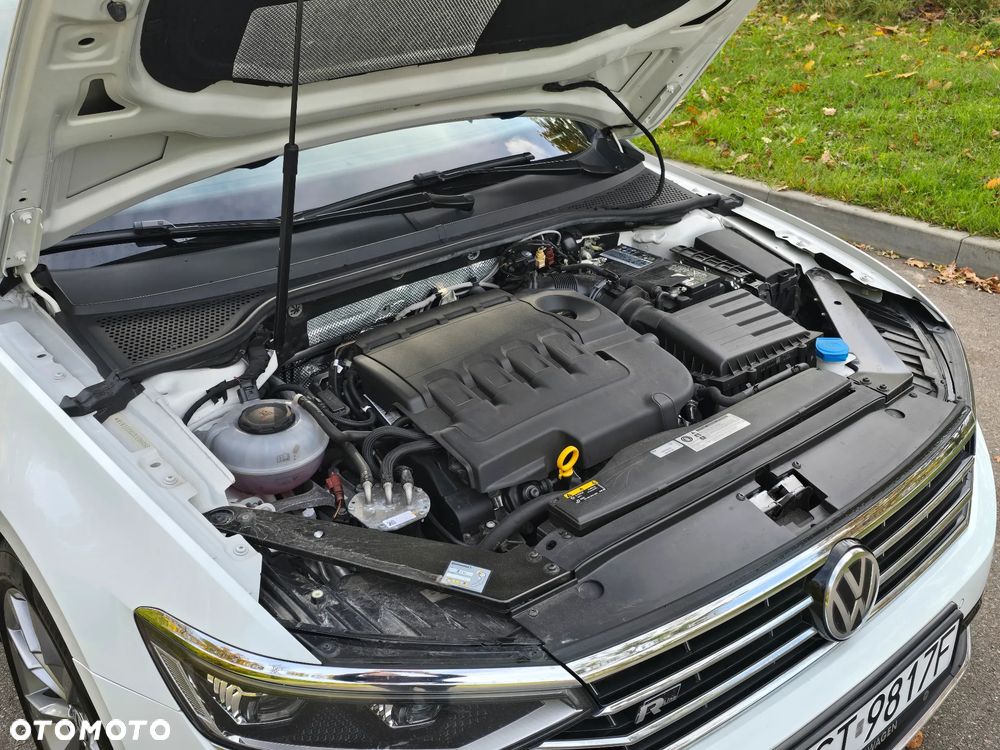 Volkswagen Passat 2.0 TDI Elegance DSG - 20