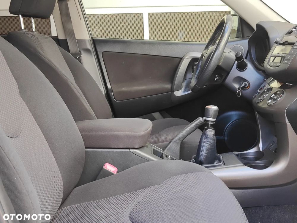 Toyota RAV4 2.0 VVT-i Sol MS - 31