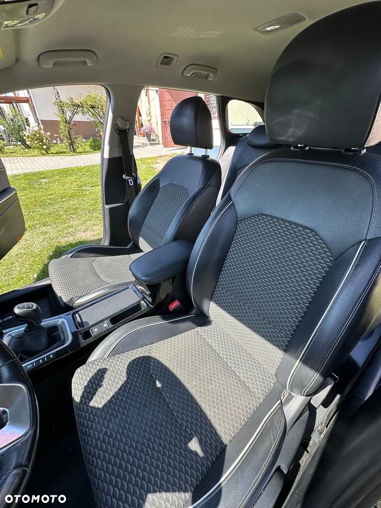 Kia Ceed 1.5 T-GDI L - 14