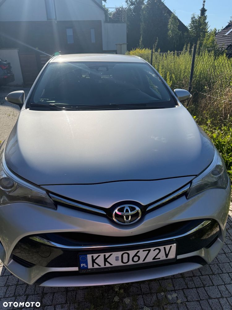 Toyota Avensis 1.8 Prestige MS - 1