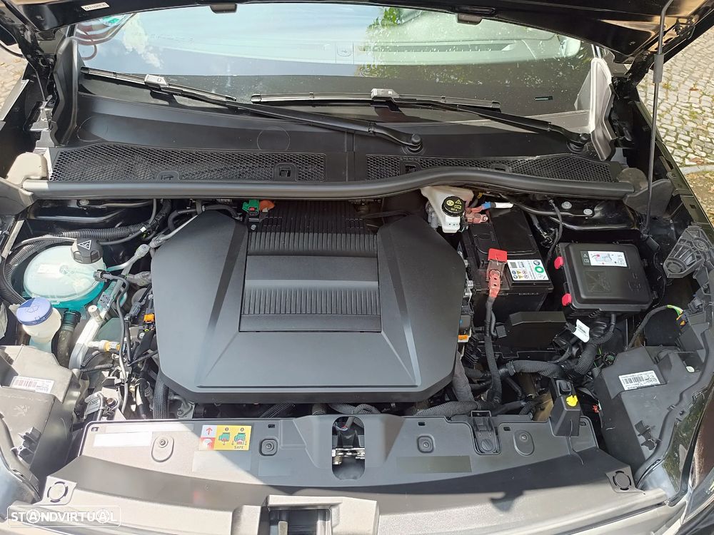 Peugeot e-2008 GT Pack - 41