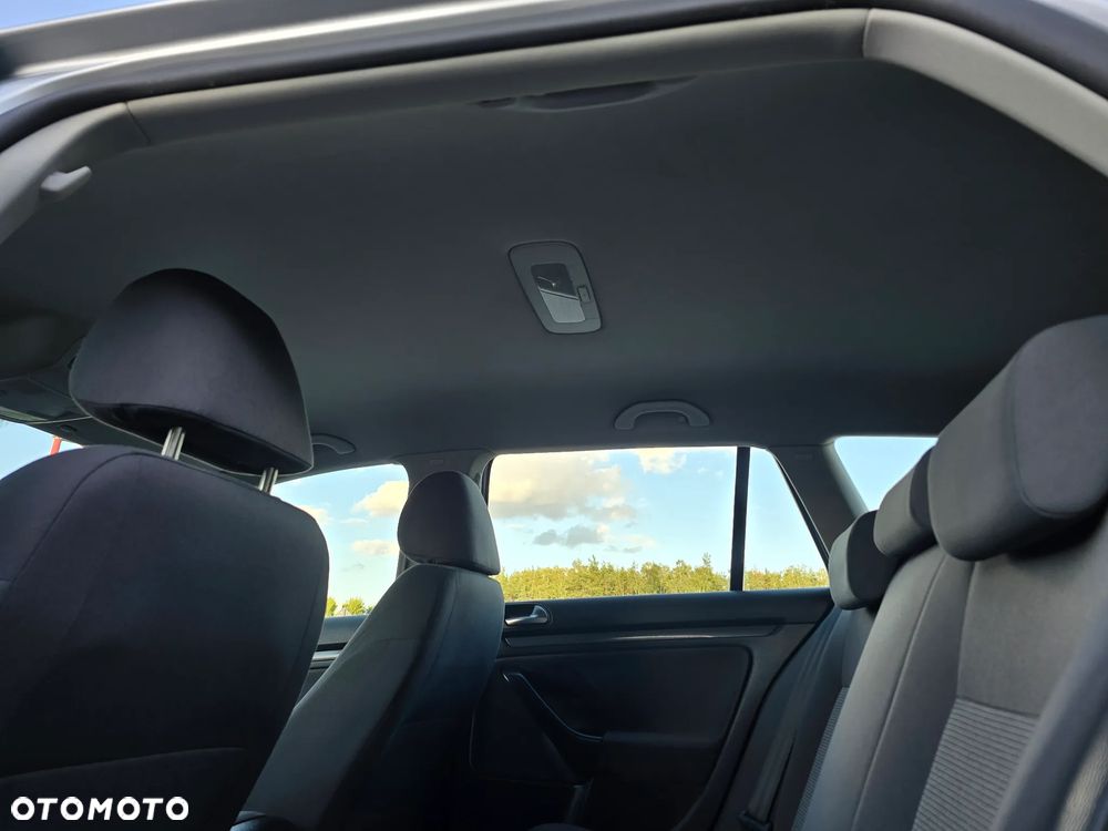 Volkswagen Golf 1.6 Edition - 31