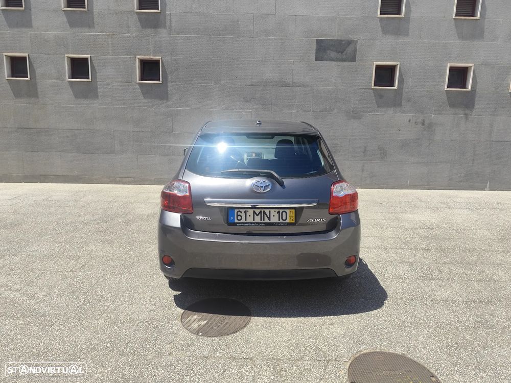 Toyota Auris - 6