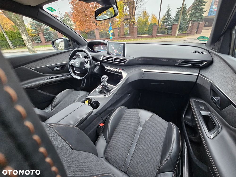 Peugeot 3008 HDi FAP 150 Premium - 12