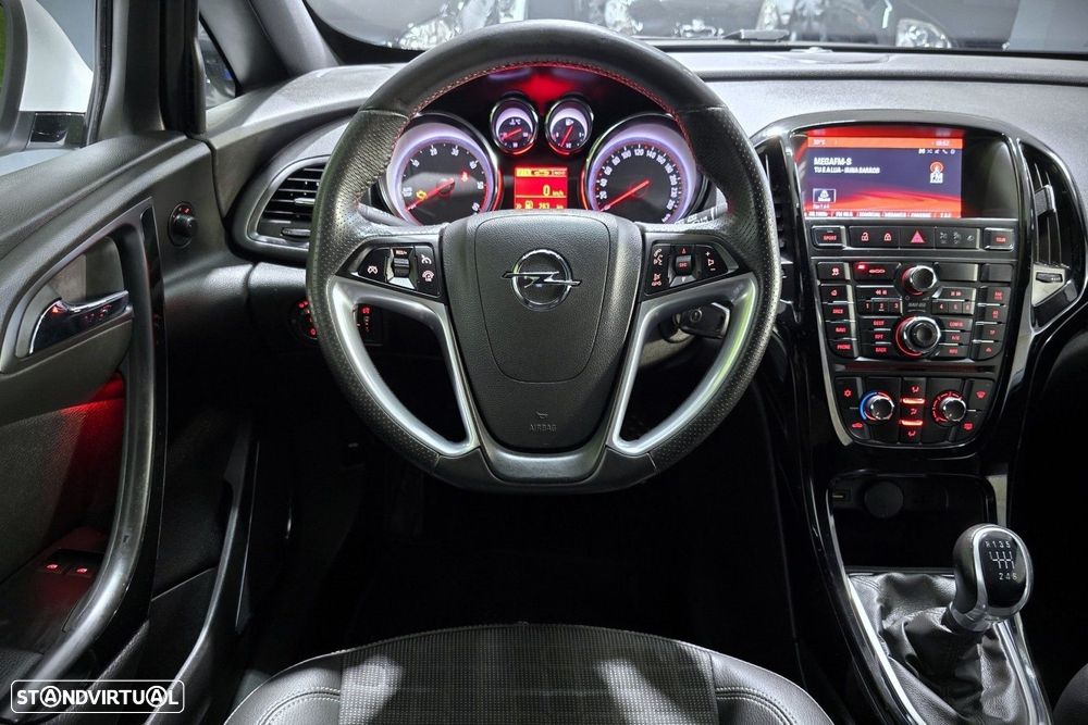 Opel Astra GTC 1.6 CDTi S/S - 14