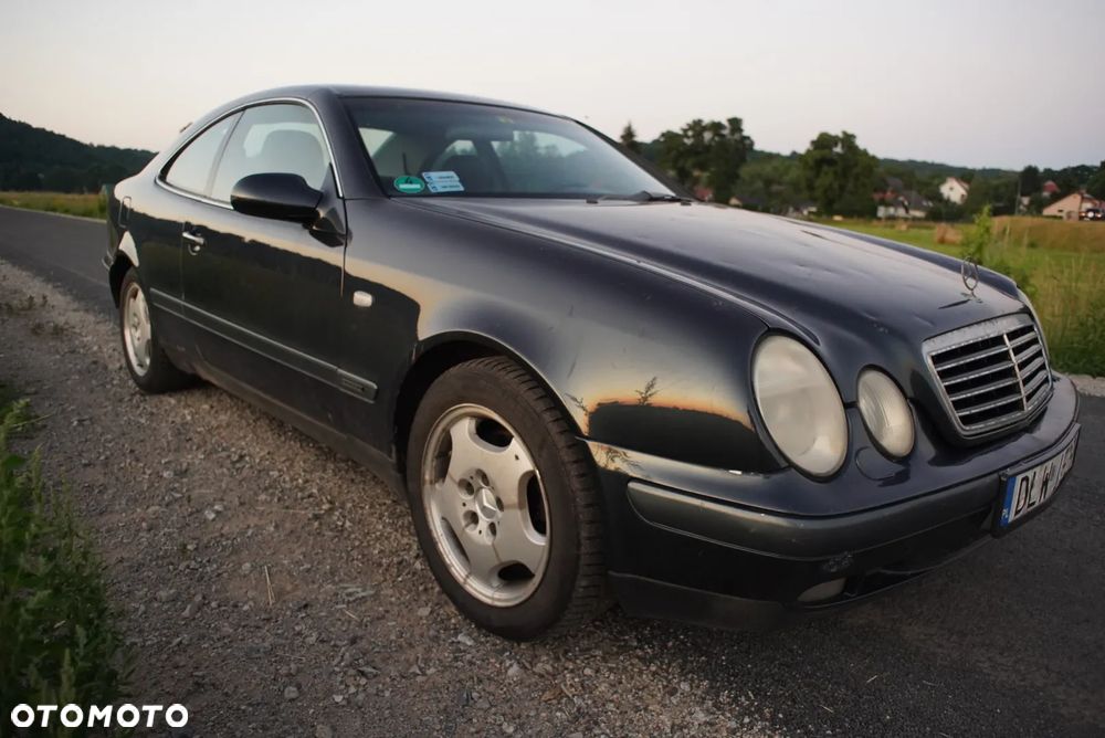 Mercedes-Benz CLK - 15