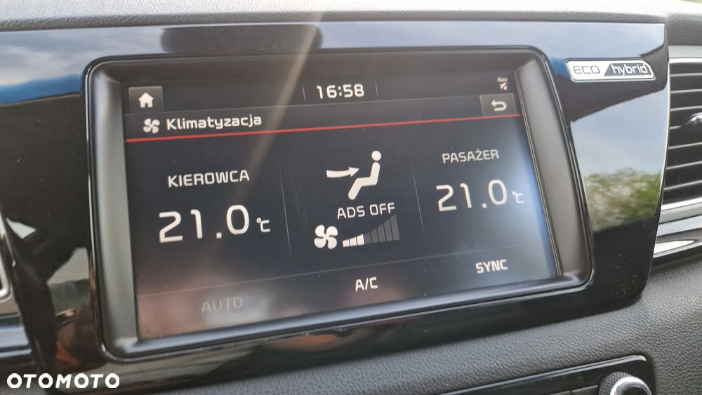 Kia Niro 1.6 GDI 2WD Vision - 28