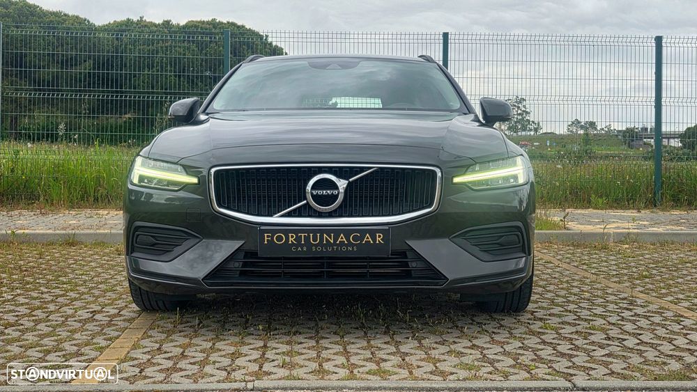 Volvo V60 2.0 D3 Momentum Core - 2