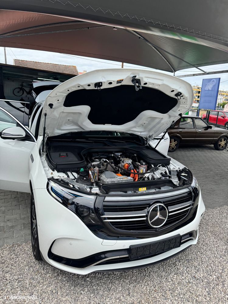 Mercedes-Benz EQC 400 4Matic AMG Line - 2