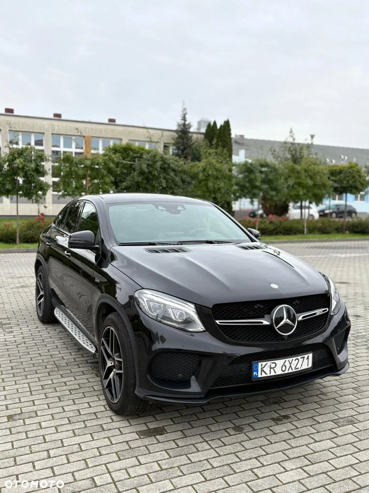 Mercedes-Benz GLE AMG Coupe 43 4-Matic - 3