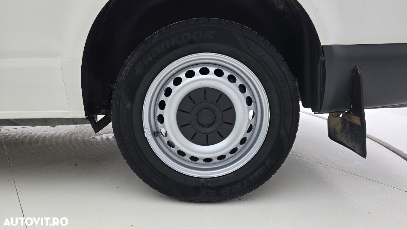 Volkswagen Transporter - 21
