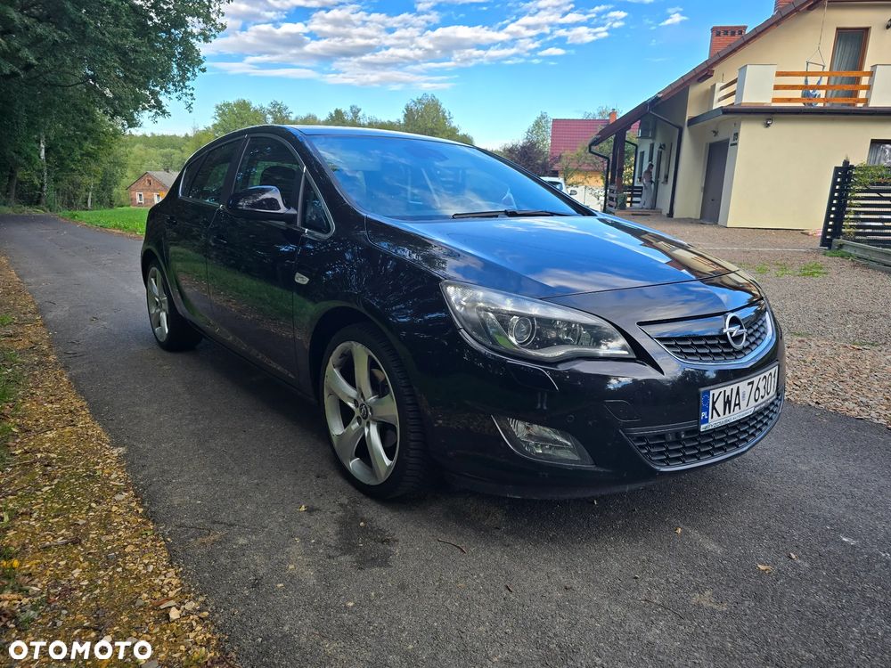 Opel Astra IV 1.6 T Cosmo - 11