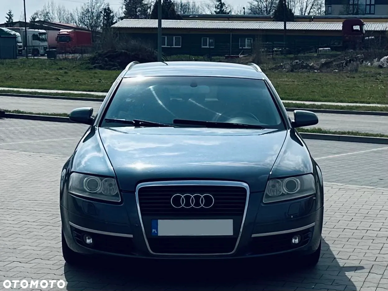 Audi A6 Avant 2.4 - 2