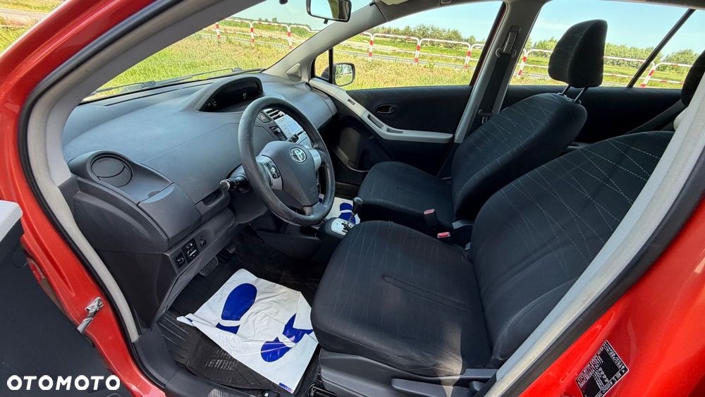 Toyota Yaris 1.3 Automatik Sol - 8