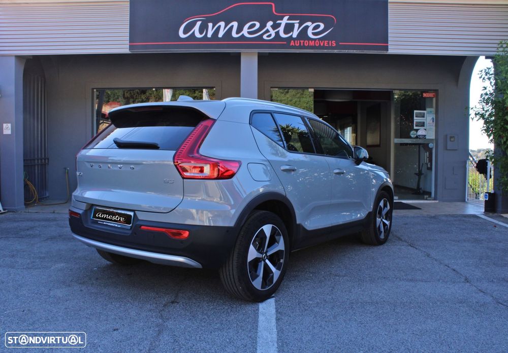 Volvo Xc40 2025 photo 3