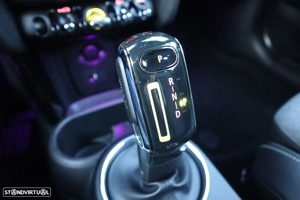 MINI 3 Portas Cooper SE - 32