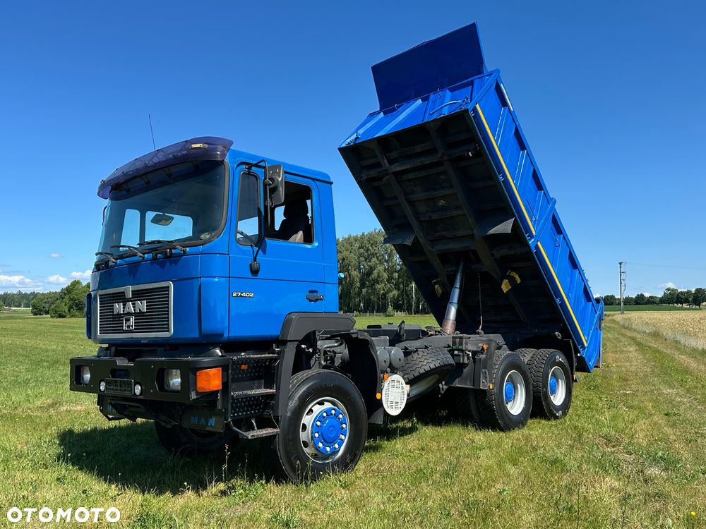 MAN F10 - 1