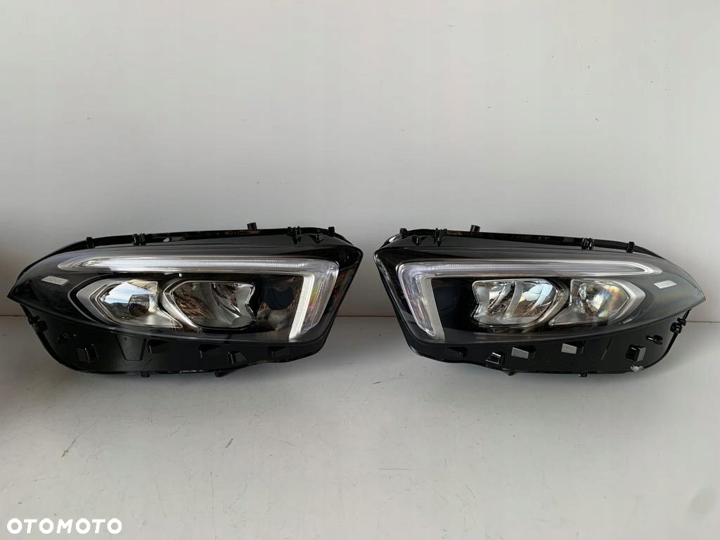 Mercedes A W177 Lampa przednia Full LED R 12680 - 4