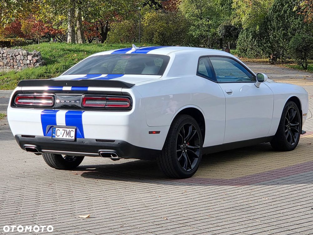 Dodge Challenger Automatik SXT Plus - 9