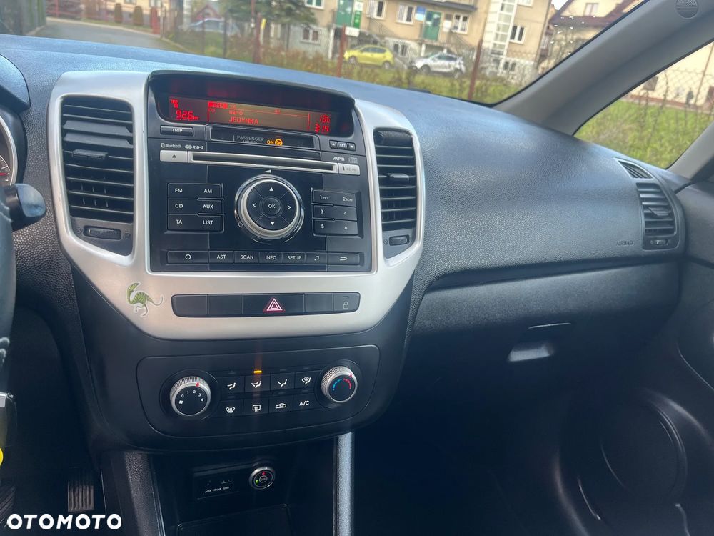 Kia Venga - 21