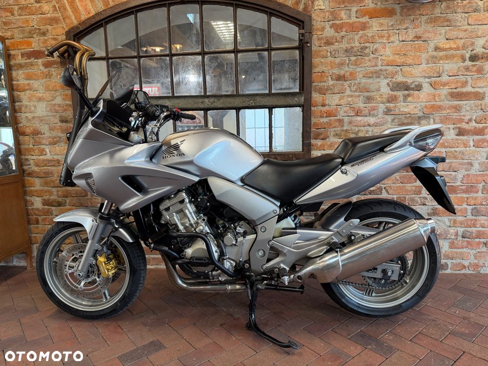 Honda CBF - 4