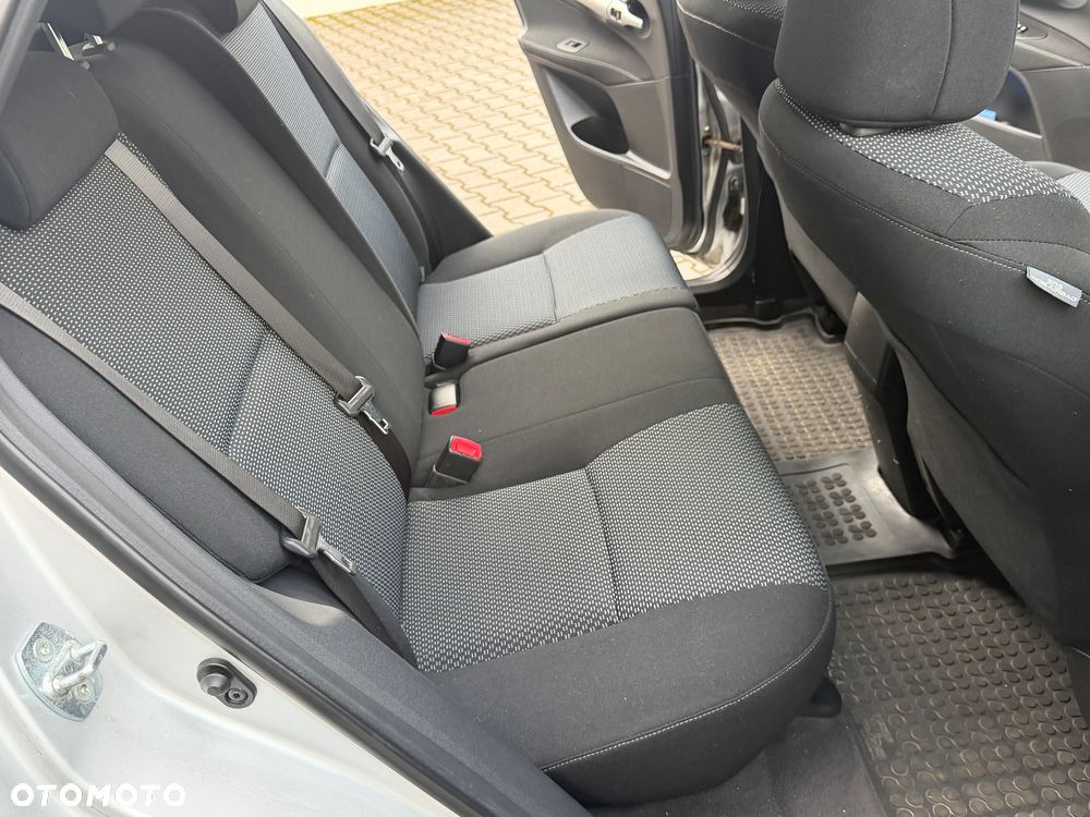 Toyota Auris 1.33 VVT-i Life - 23