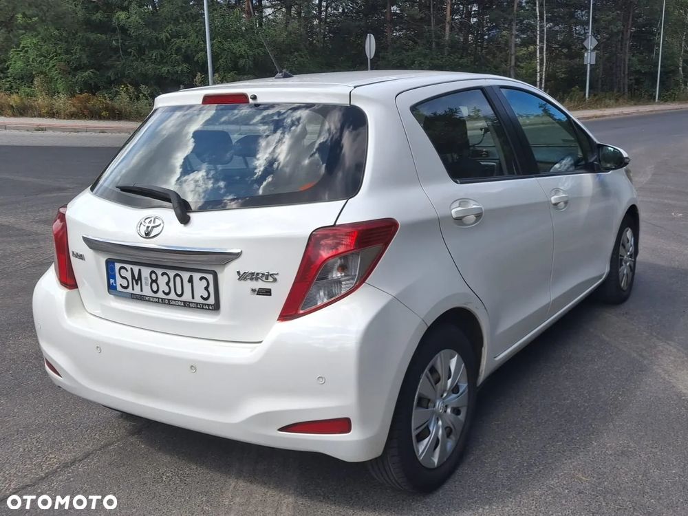Toyota Yaris 1.0 Luna - 4