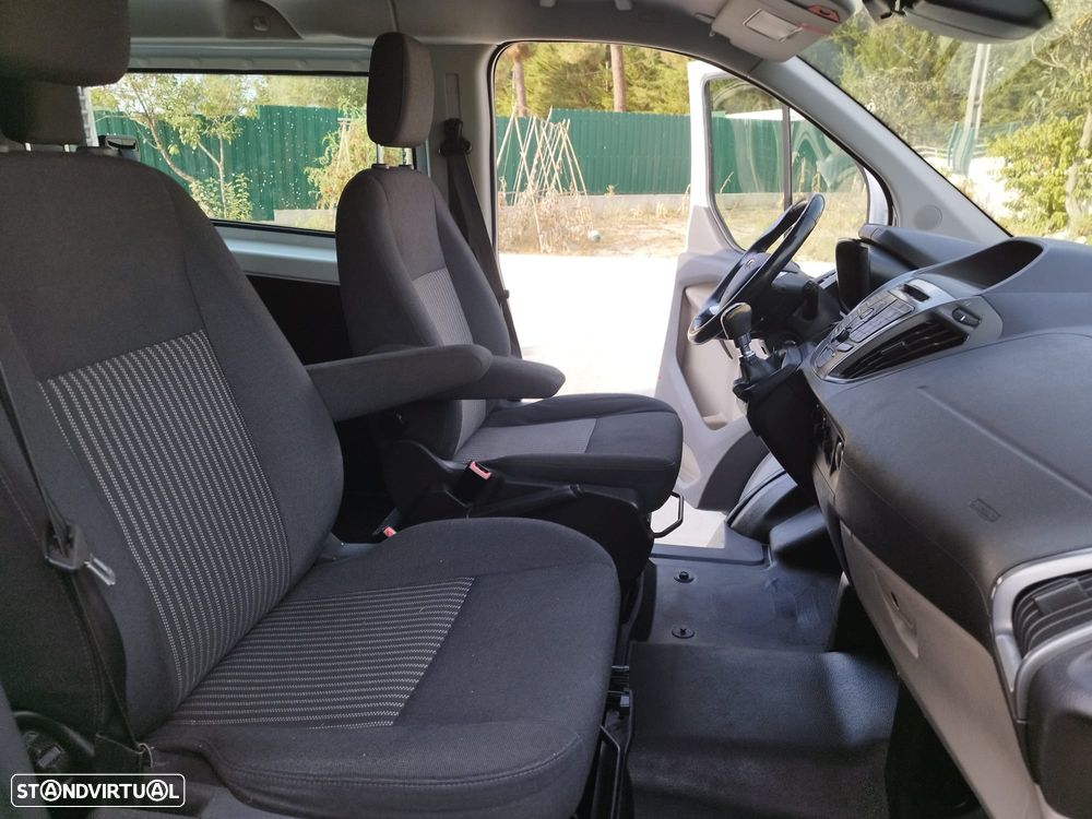 Ford TRANSIT CUSTOM 2.2 TDCI, 100 CV, 5 Lugares L2H1 Longa - 21