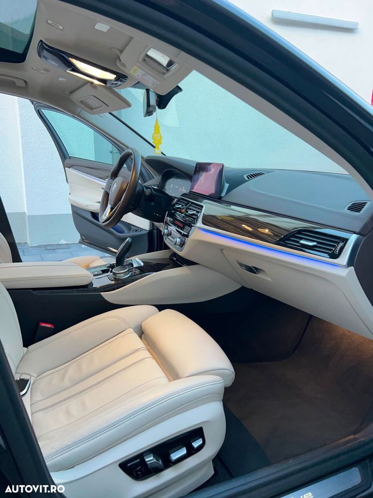 BMW 5 Series 2019 — imagine 7