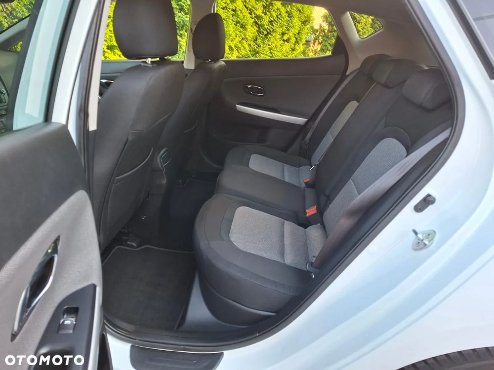 Kia Ceed 1.4 CVVT Dream Team Edition - 23