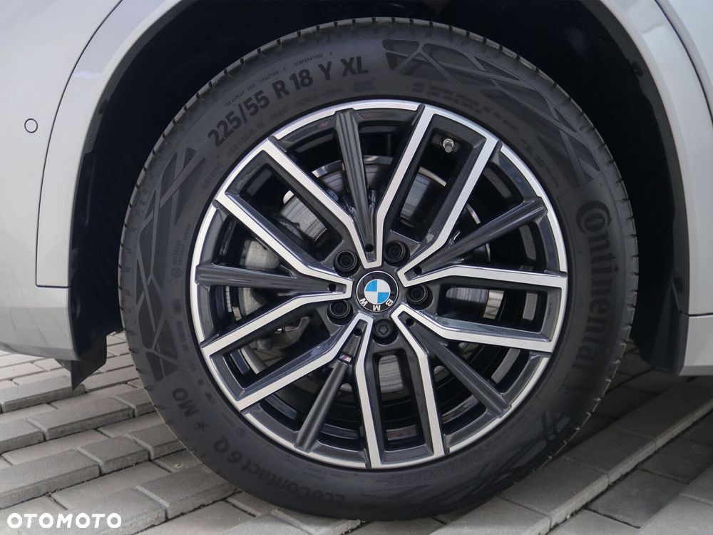 BMW X1 sDrive20i - 9
