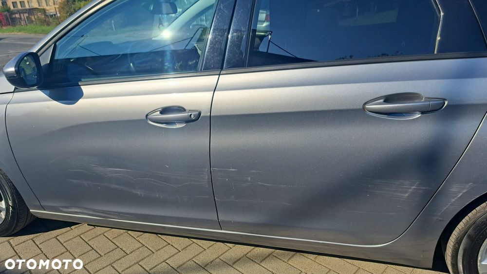 Peugeot 308 - 25