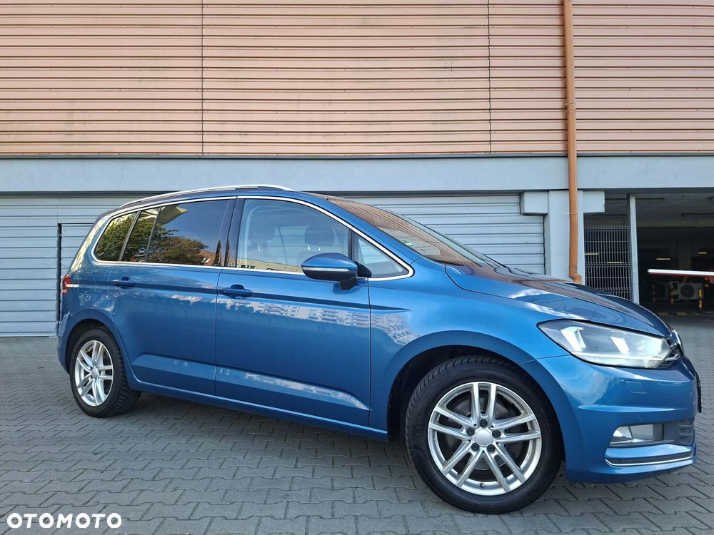 Volkswagen Touran 2.0 TDI SCR DSG Highline - 18