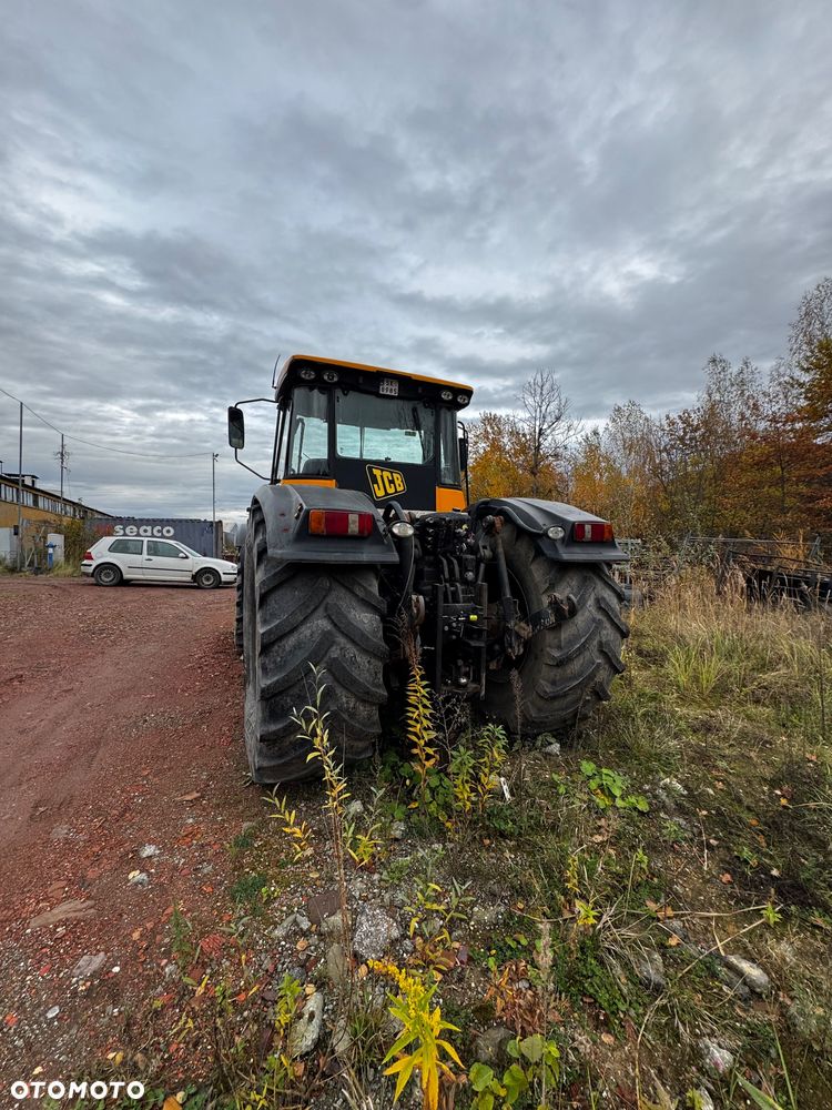 JCB Fastrack 8250 - 4