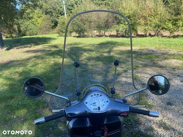 Vespa Grantourismo - 10