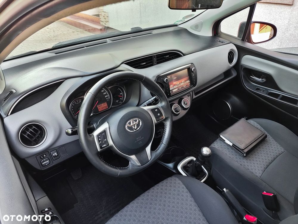 Toyota Yaris 1.0 VVT-i Style - 17