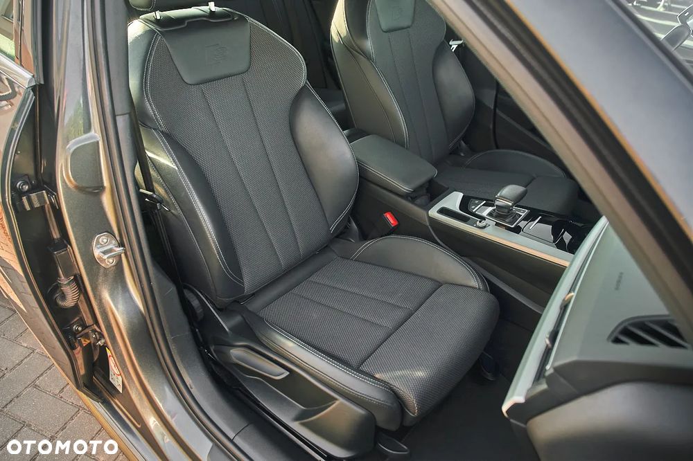 Audi A4 Limousine 35 TFSI S tronic S line - 24