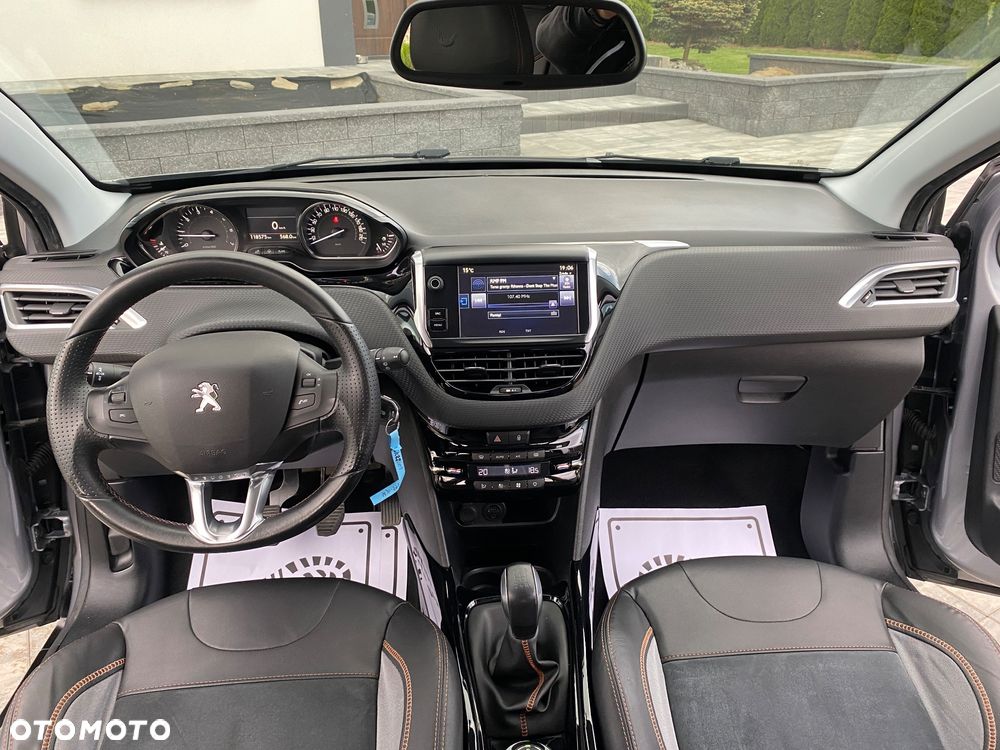 Peugeot 2008 1.2 Pure Tech GPF Crossway S&S - 6