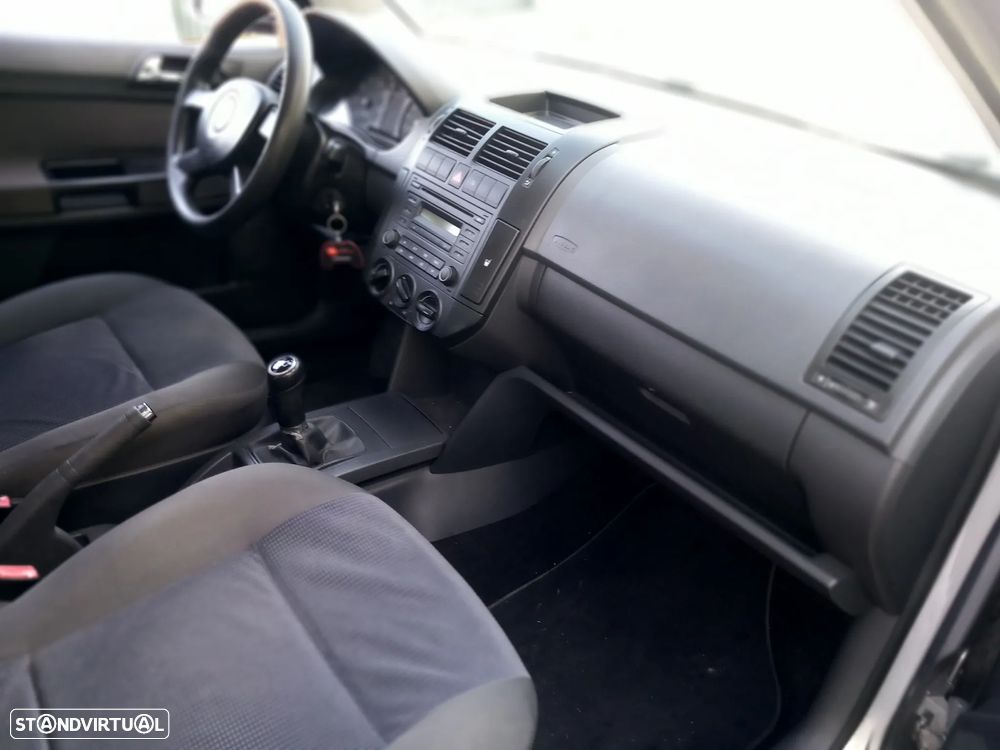 VW Polo 1.2 Trendline Pack - 12