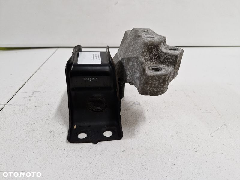 NISSAN JUKE I 1 F15 LIFT 1.2 DIG-T ŁAPA PODUSZKA SILNIKA - 8