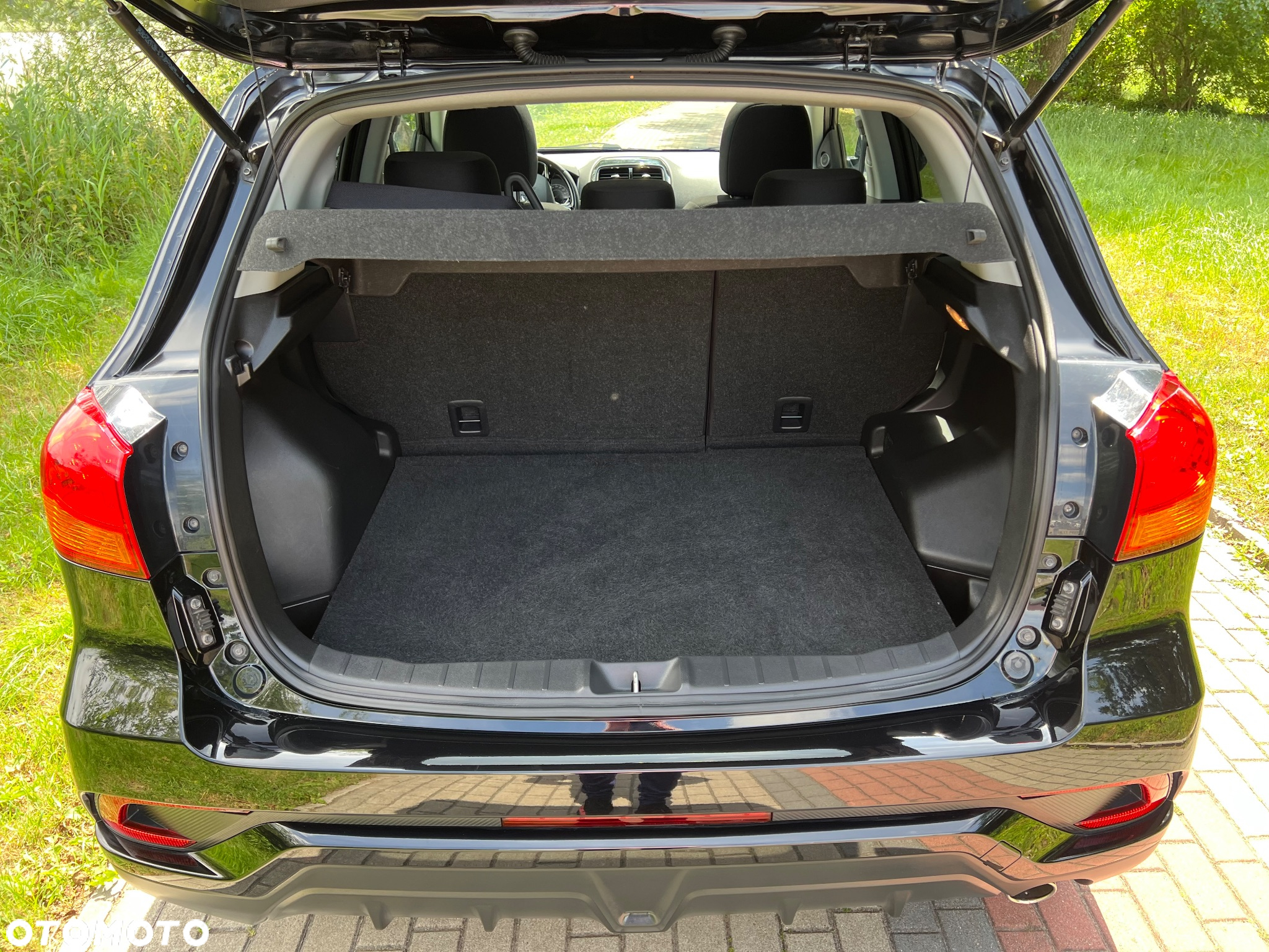 Mitsubishi ASX 1.6 Black Edition - 9